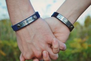 Как выбрать парные браслеты для влюбленных