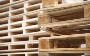 Покупка деревянных поддонов от производителя – выгодно и практично!