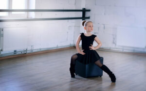 Стоит ли отдавать ребёнка в школу танцев?