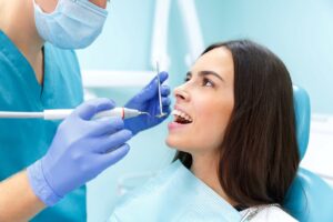 Что такое реставрация зубов? Показания к ее проведению
