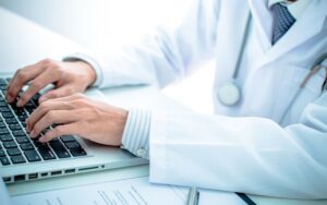 Консультация врача онлайн: как осуществляется