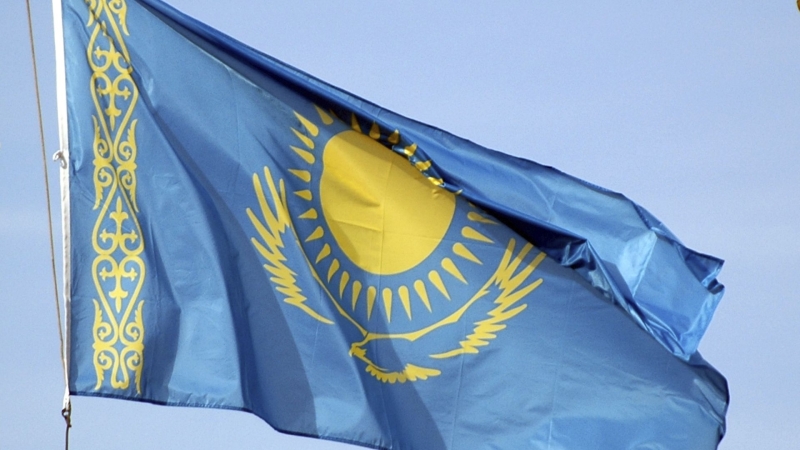 «Прозападное лобби». Казахстан перекрывает пути поставок санкционной продукции в РФ