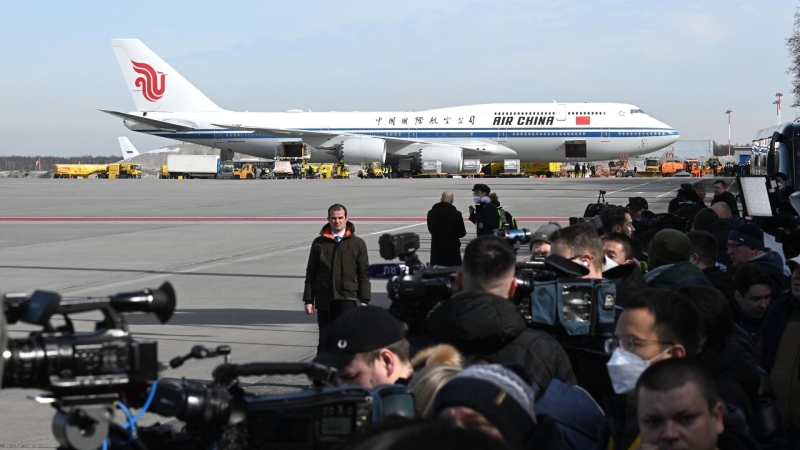 Си Цзиньпин прибыл с государственным визитом в Москву