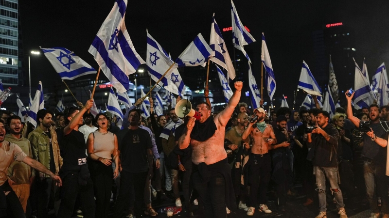 В центре Тель-Авиве прошел многотысячный митинг против судебной реформы