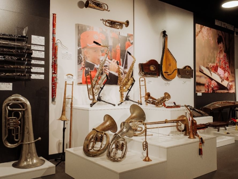 В Шереметевском дворце — Музее музыки открылась выставка тюркских музыкальных инструментов