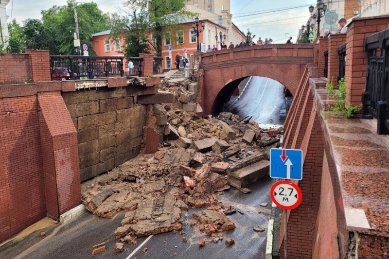 В Воронеже пострадал «городской талисман»: мэрия вводит режим ЧС из-за затопления улиц