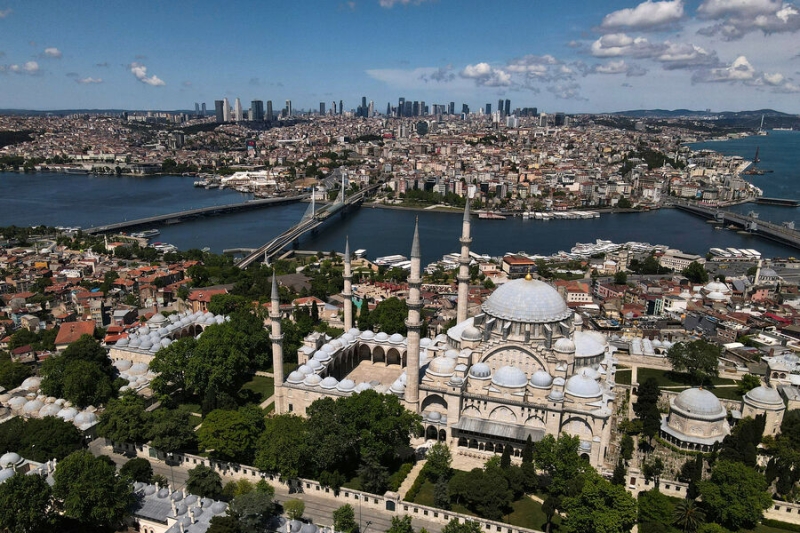 «Нельзя терять ни секунды». Стамбул готовят к мощному землетрясению