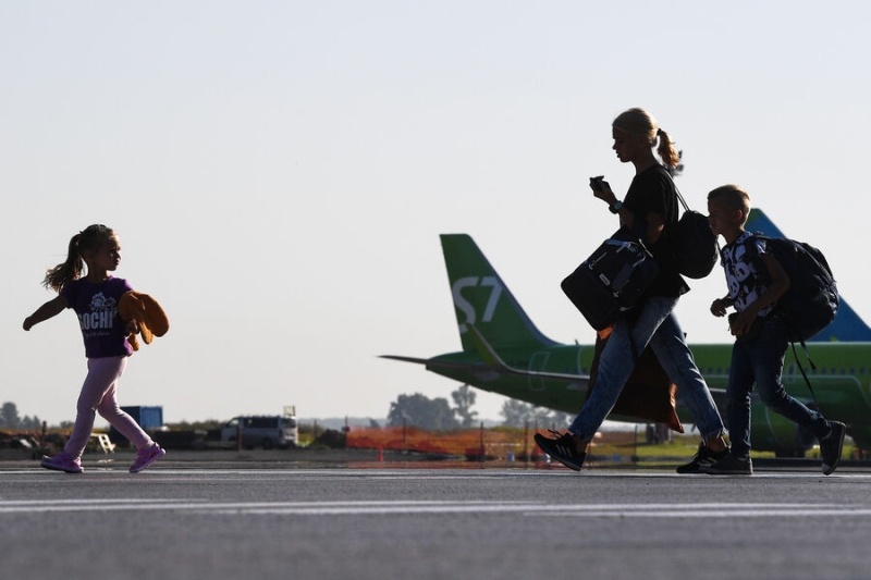 В Генпрокуратуре России заявили об изменении правил перелета пассажиров с детьми
