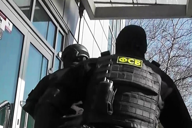ФСБ сообщила о разгроме в Петербурге готовившей теракты ячейки РДК