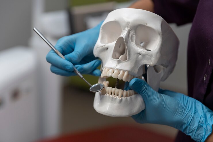 Имплантация зубов: преимущества, этапы и долгосрочные результаты