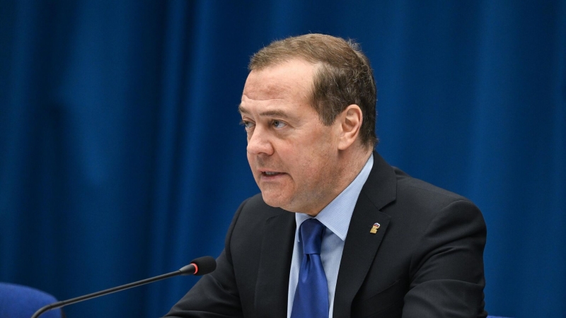 Медведев рассказал о новой версии закона об иноагентах в ЕС