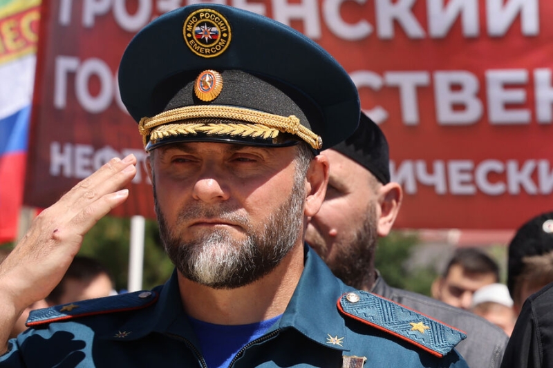 Меликов: нужно избегать провокаций после задержания главы МЧС Чечни Цакаева