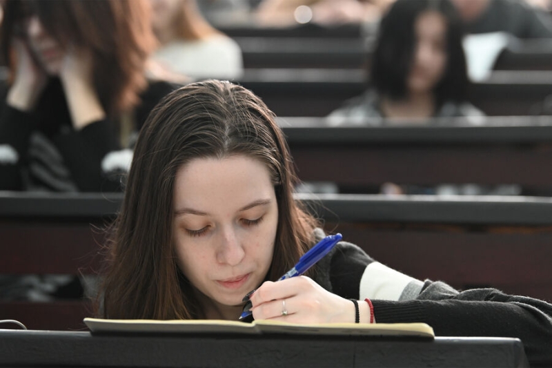 «Базовое высшее» вместо бакалавриата: как изменится образование в России