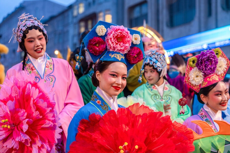 У&nbsp;Кремлевских стен приземлился дракон: как Москва встретила китайский Новый год