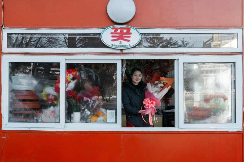 «Держать руки строго по швам». Что удивило россиян в Северной Корее?