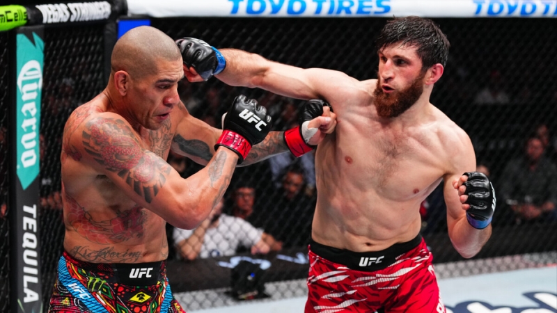 Анкалаев &mdash; о победе над Перейрой в титульном поединке UFC: &laquo;Словами не передать. Я так долго шел к поясу&raquo;