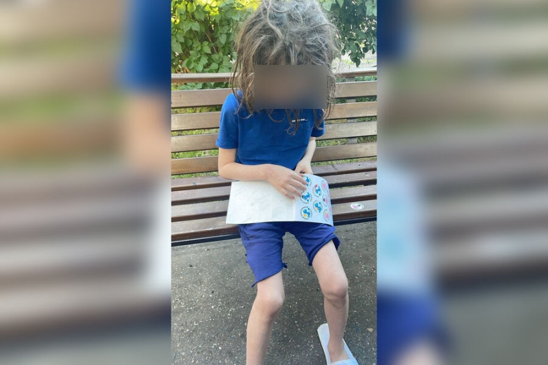 Худой ребенок жил на&nbsp;балконе: в&nbsp;Краснодаре мать годами не выпускала сына-инвалида из&nbsp;дома