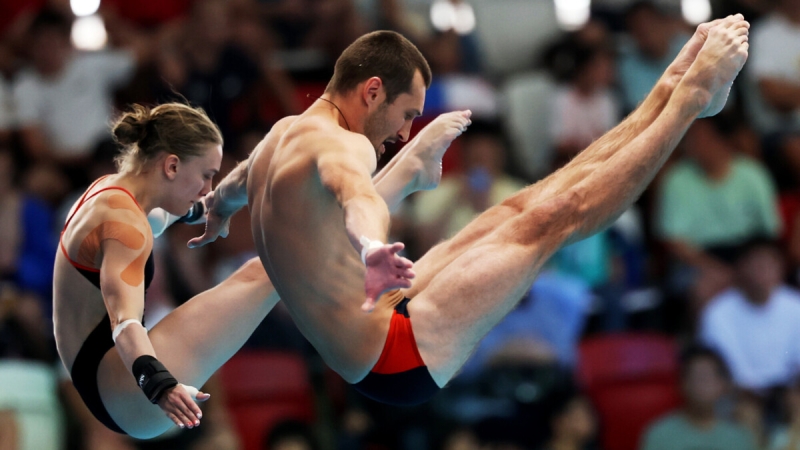 Александр Бондарь и Анна Конаныхина завоевали бронзу чемпионата мира в синхронных прыжках в воду с вышки