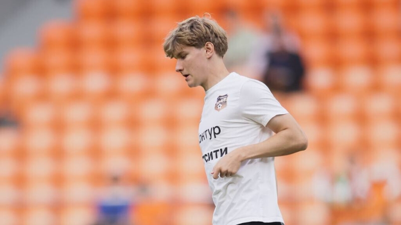 Дубль Воронова помог &laquo;Уралу&raquo; разгромить &laquo;Волгу&raquo; в Первой лиге