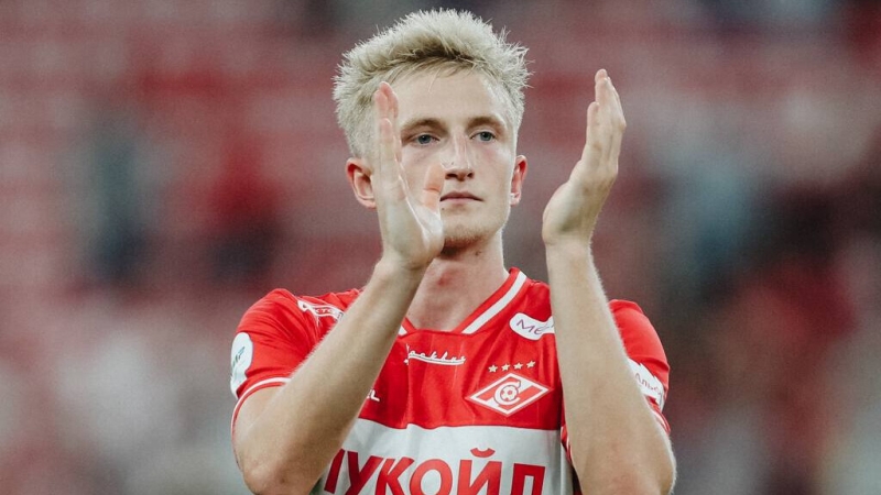 «Если Станкович оставит схему с тремя центральными защитниками, то место в составе потеряет Литвинов» — Корнеев