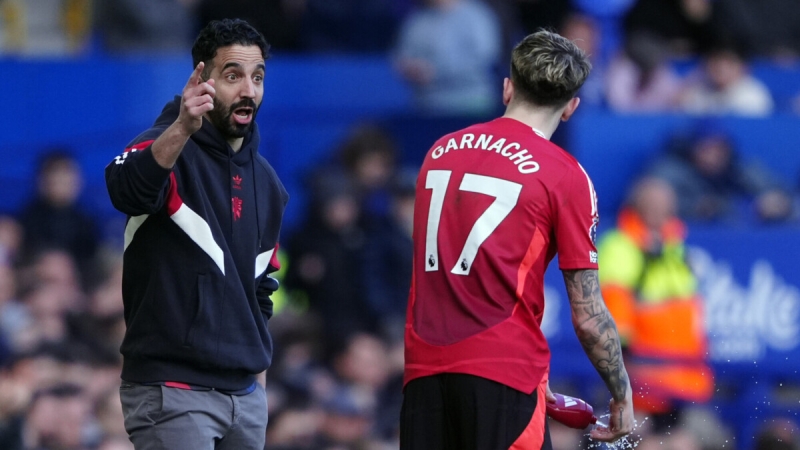 Главный тренер &laquo;МЮ&raquo; Аморим: &laquo;Даже Папа Римский не убедит меня изменить игровую схему&raquo;