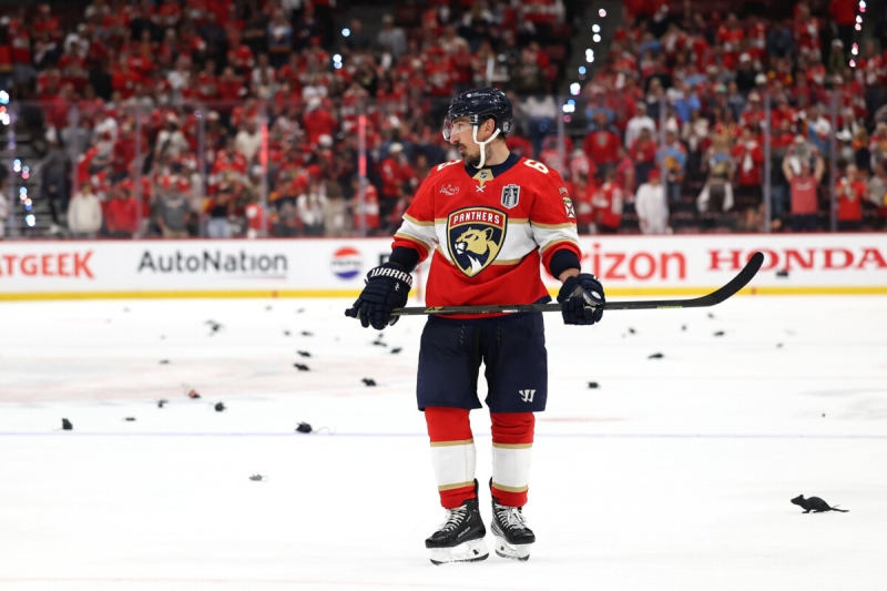 &laquo;Флорида&raquo; обыграла &laquo;Чикаго&raquo; в первом матче нового сезона НХЛ